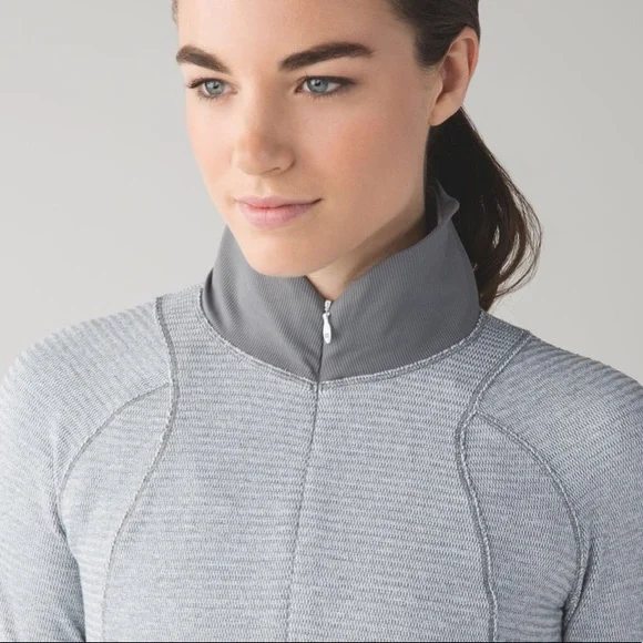 Lululemon Runderful half zip jacket size 4 - Picture 7 of 10